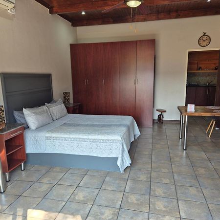 Mountain Valley Stay - Unit 4 Mbombela Kültér fotó